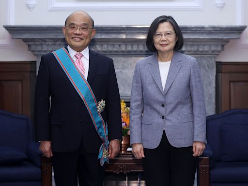 蔡總統頒授蘇貞昌一等卿雲勳章 感謝讓台灣向前邁進