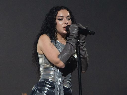 Charli XCX reveals it was Lorde who suggested she feature on Girl, so confusing