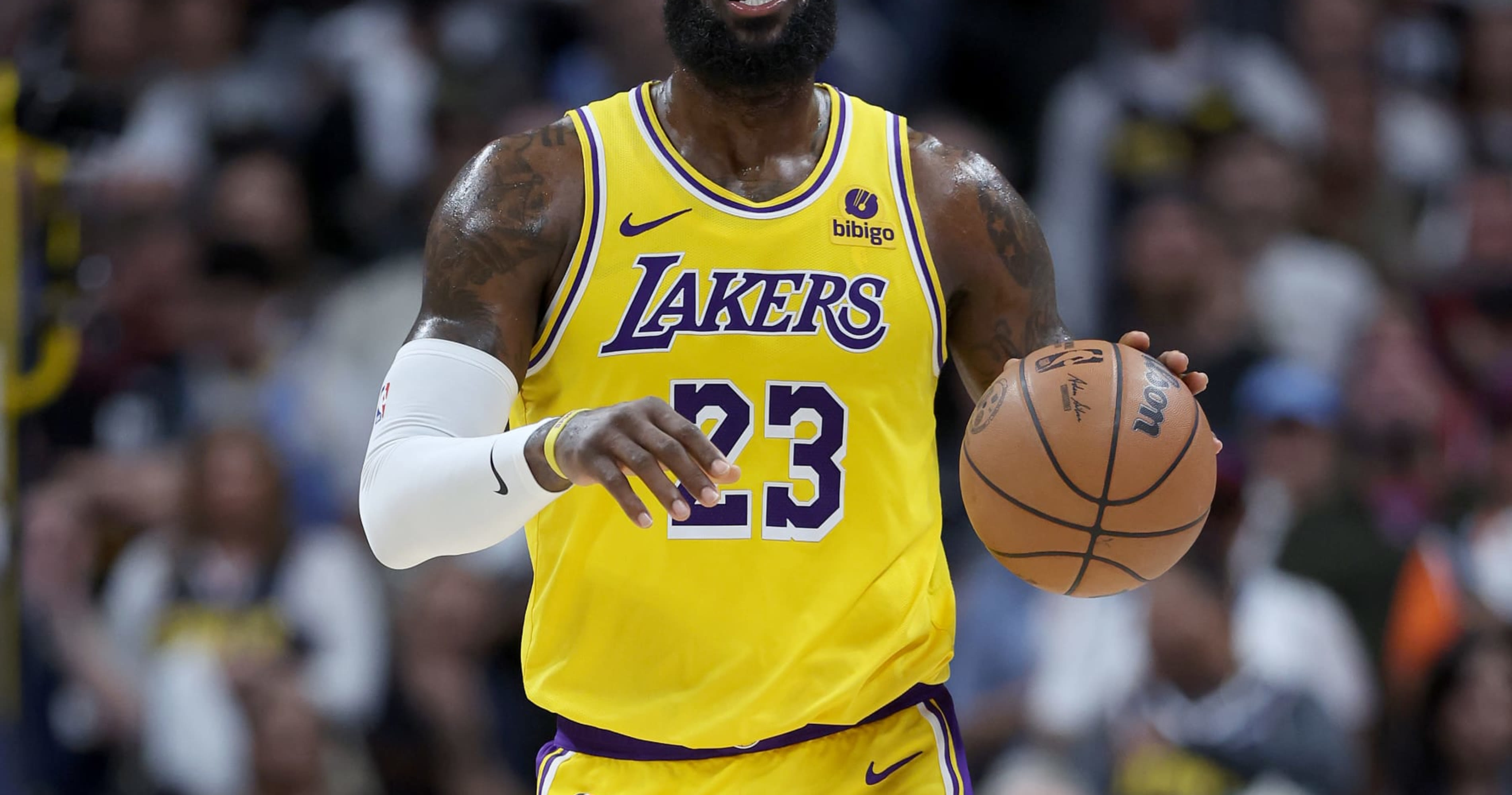 Lakers Rumors: LeBron James to Factor Family, No-Trade Clause in Contract Decision