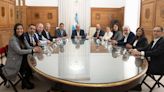 Ley Bases: el Gobierno de Milei se reunió con Domingo y Llancafilo para evitar un traspié