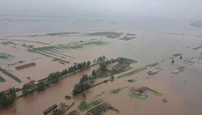 Russia’s Putin offers disaster aid to North Korea to help it cope with recent flooding damage