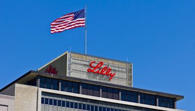 Eli Lilly details NASH effects of weight loss drug (NYSE:LLY)
