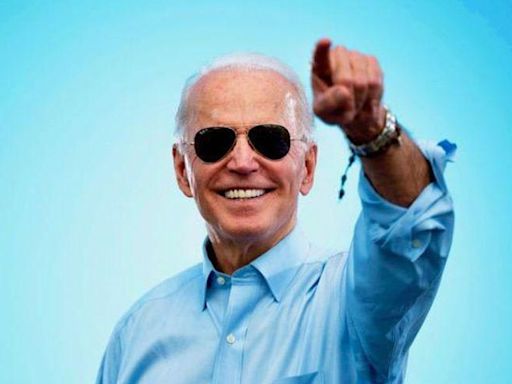 'That says it all': Democrats rejoice as poll shows most think Biden should keep running