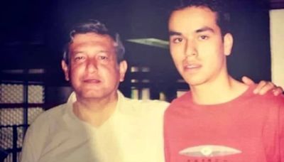 Jorge Álvarez Máynez publica foto con AMLO y dice estar orgulloso de su pasado