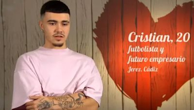 Cristian González, hijo del futbolista Dani Güiza, se presenta en ‘First Dates’ y su cita no sabe quién es su padre