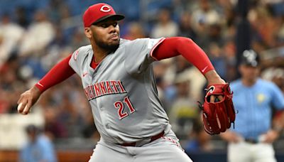 Cincinnati Reds bullpen melts down in eighth as season fades to black in Tampa Bay