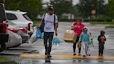 Hurricane shelter in Cape Coral prepares for more people as Ian nears Florida