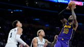 LeBron produce 30 puntos y Lakers se imponen 123-118 a Spurs