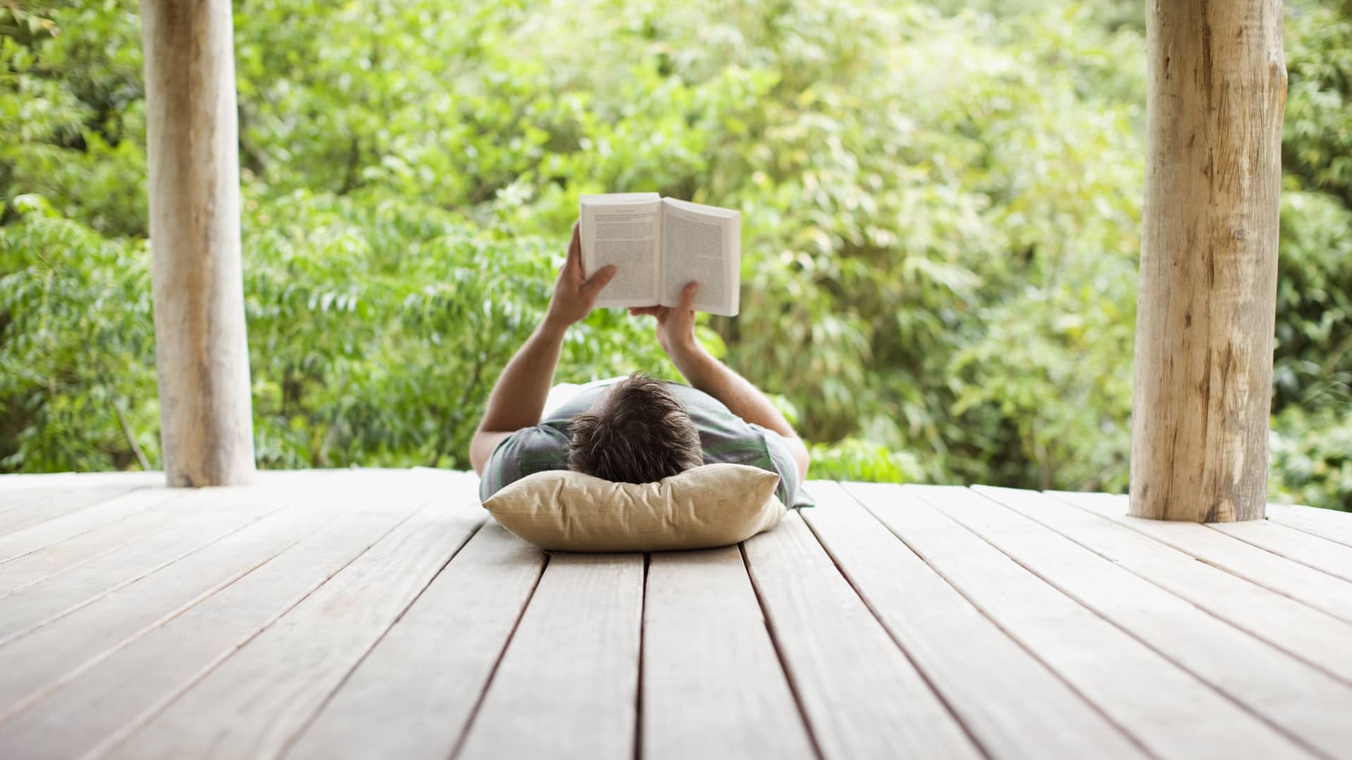 The 10 books the rich will be reading this summer