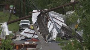 National Weather Service shares how they determine if tornado touches down