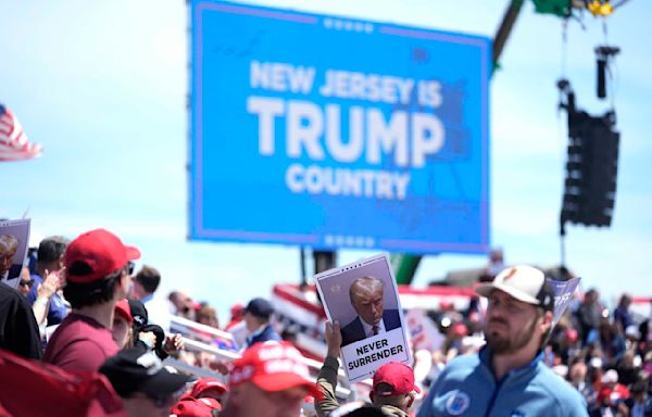 Trump heading to Jersey Shore to rally 'mega crowd' in weekend break from hush money trial