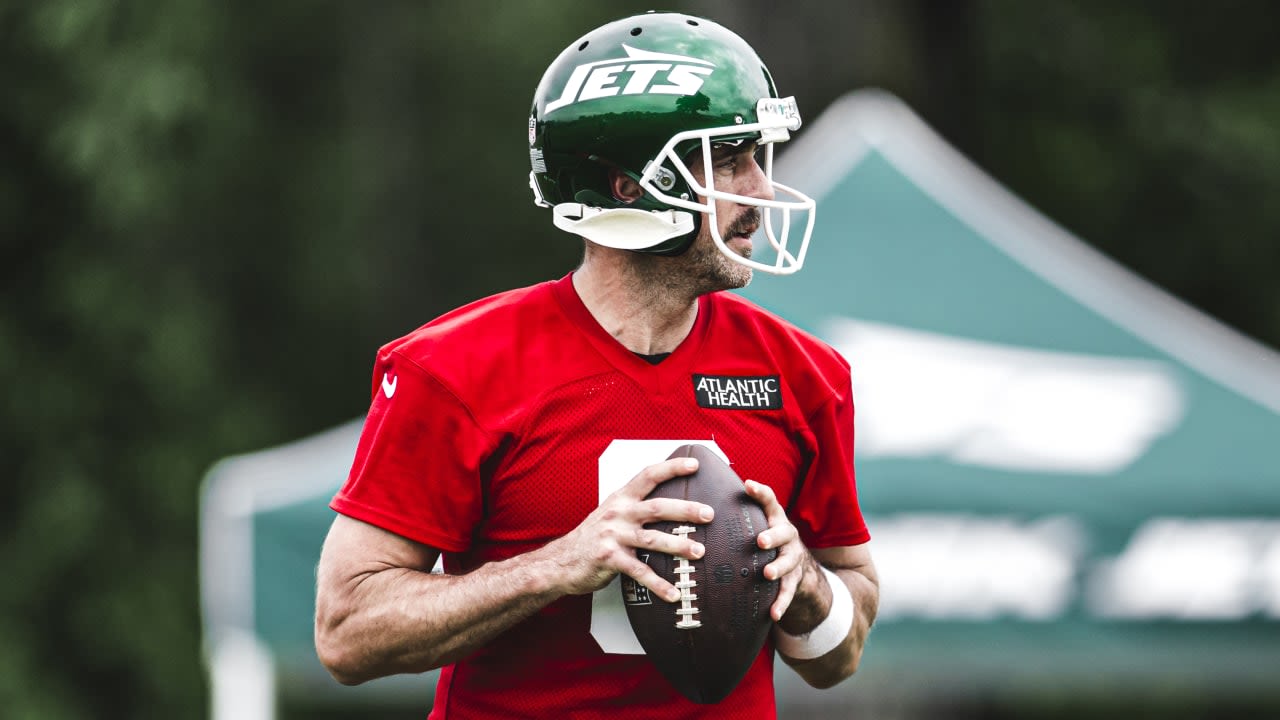 Aaron Rodgers Feeling 90% Himself During Jets OTAs