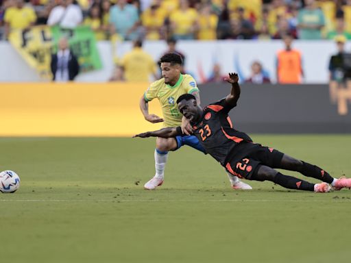 Davinson Sánchez: "Conseguimos el objetivo que era terminar en el primer lugar"