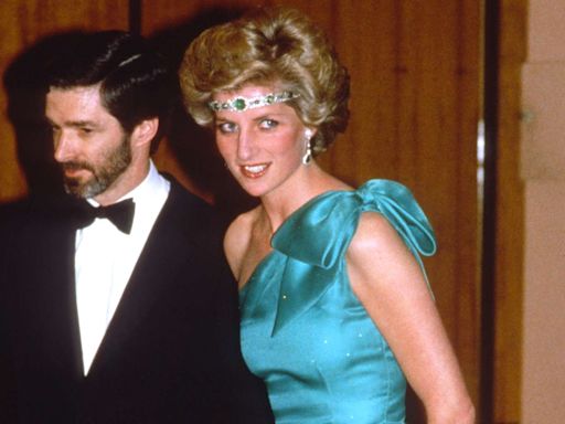 Princess Diana's Hairdresser Reveals Why She Once Wore a Necklace as a Headband — with 'Knicker Elastic!' (Exclusive)