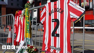 Sheffield United fans pay tribute to George Baldock