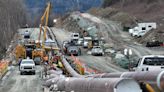 Trans Mountain bets on last-minute oil shippers on high-cost pipeline