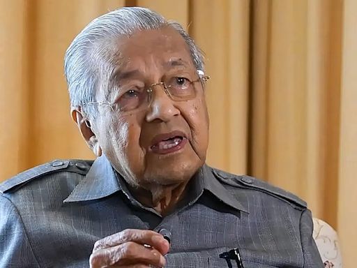 Mahathir denies he is the root cause of Malay disunity - Opinion