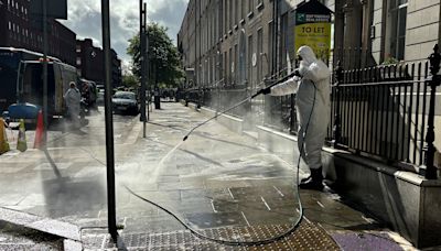 Hundreds of asylum seekers moved from Dublin city centre to tented accommodation