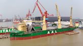 AAL Christens New Heavy Lift Ship in China