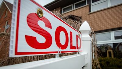 Calgary real estate board says September home sales fell amid surge of listings for higher-priced properties - Calgary | Globalnews.ca