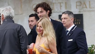 Sienna Miller & Partner Oli Green Attend a Friend’s Wedding in Italy!