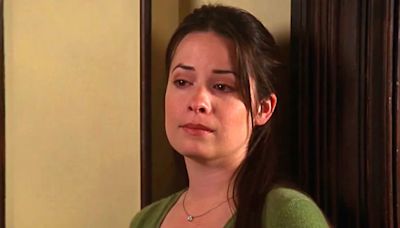 "C'est vraiment ce qui est si triste" : Holly Marie Combs fond en larmes en évoquant son dernier souvenir avec Shannen Doherty