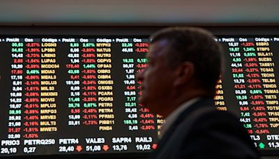 Ibovespa opera de lado, pressionado por queda da Vale