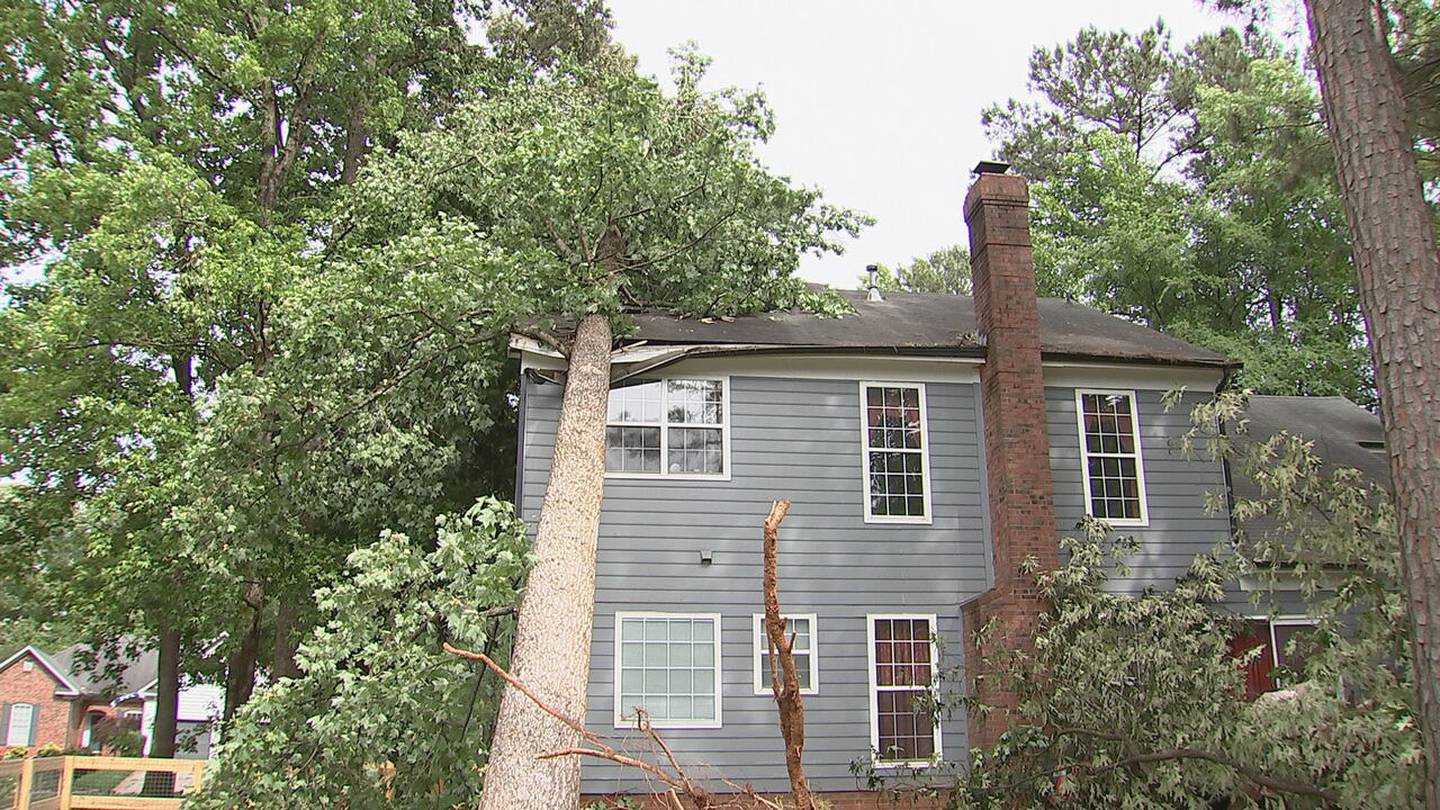 Charlotte residents continue to assess damage from storms