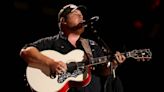 Luke Combs Gives Young Fans $140 in Cash While on Stage to Help Pay for Tickets: 'Pretty Special'