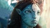 Avatar: El Camino del Agua | Kate Winslet rompió el récord de Tom Cruise por aguantar la respiración bajo el agua