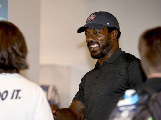 'One of the toughest warriors the NFL has ever seen': Patrick Willis is a Hall of Famer at last