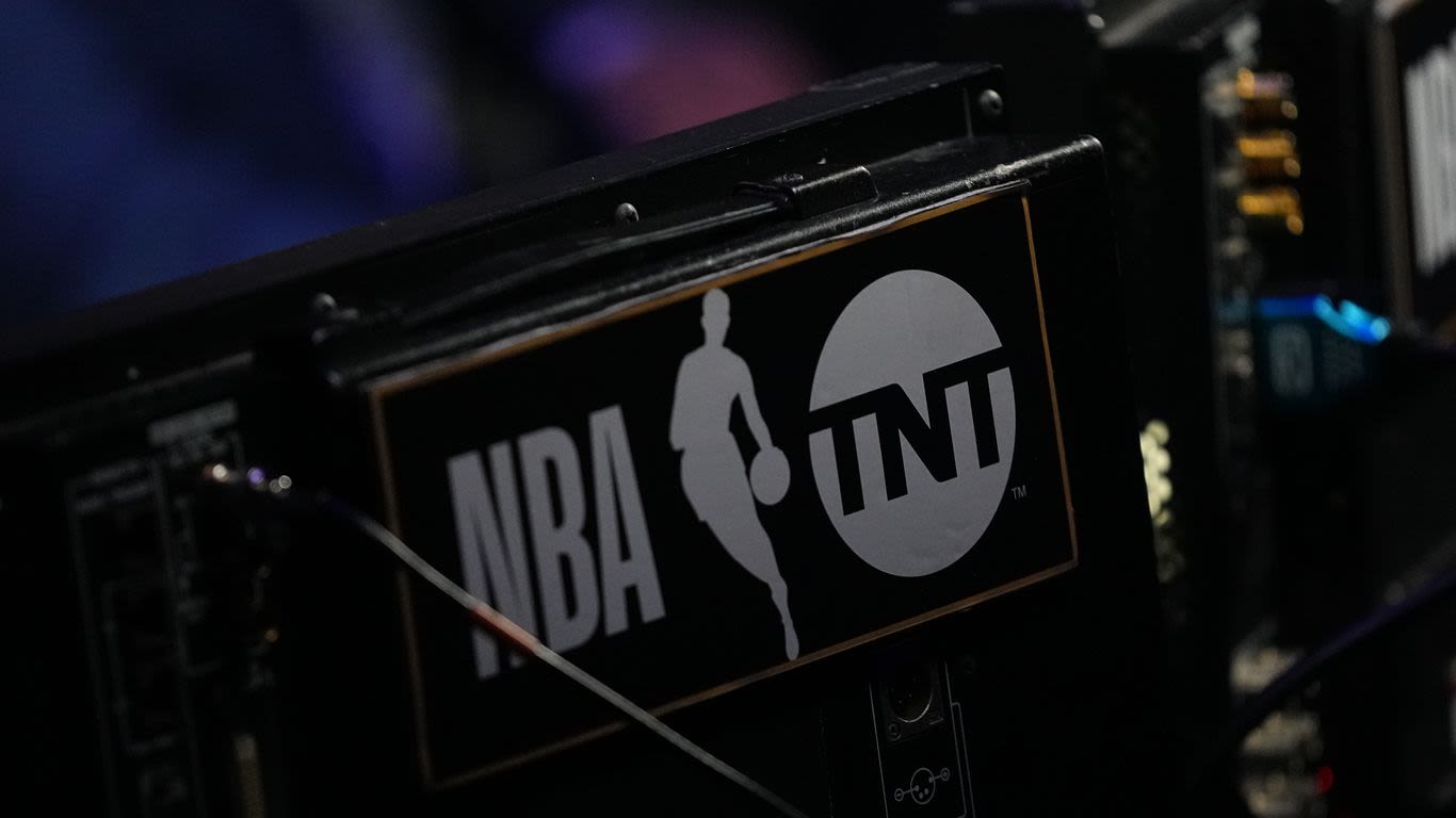 Warner Bros. Discovery in danger of losing the NBA