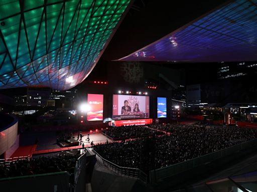 Busan Film Festival Opens With Red-Carpet, Resistance and Reflection: ‘Vision of Asia, Ocean of Cinema’