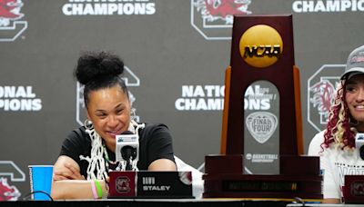 Dawn Staley, Gamecock WBB Now Have Opponent For 2024-25 Season Opener In Las Vegas