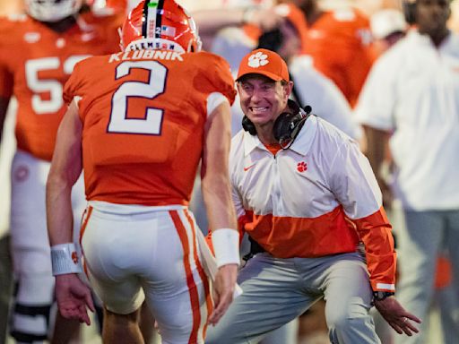 How Clemson's 'windshield mentality' — and some timely upsets — put the Tigers in prime position for a playoff spot