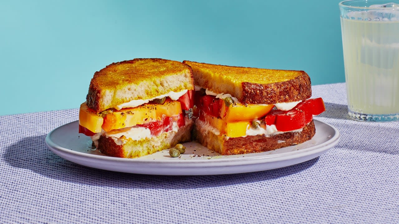 Juicy Tomato Sandwich and More Recipes We Made This Week