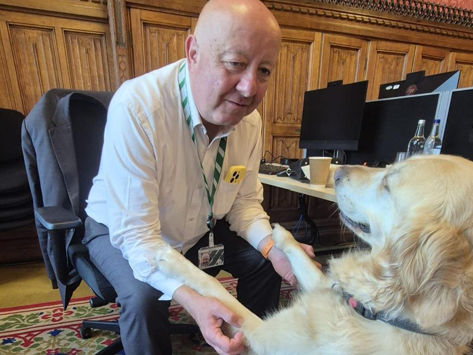 MP's guide dog aims for Larry the cat's popularity