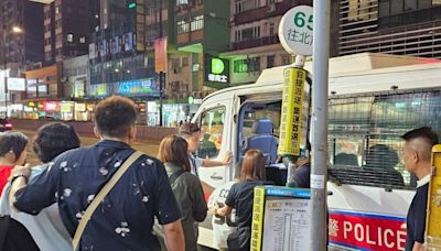 港島反黑搜酒吧機舖破賭檔 拘15人包括假難民