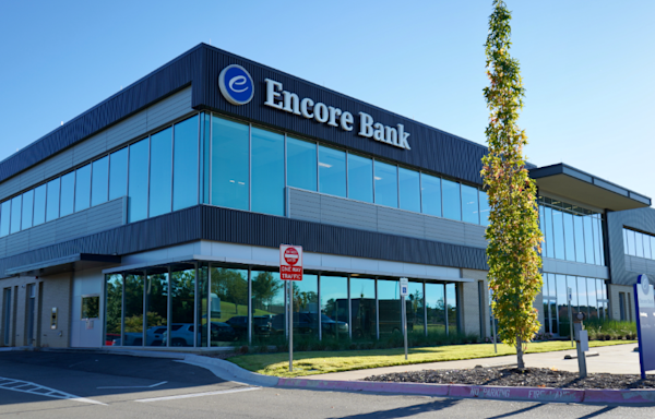 Encore Bank announces changes to leadership team; Phillip Jett to serve as acting CEO - Talk Business & Politics