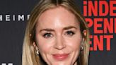 Emily Blunt Chooses Floral Philosophy di Lorenzo Serafini for Her Career Retrospective Event