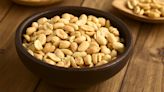 October Nutrition News: Eating Peanuts Before Meals Speeds Slimming