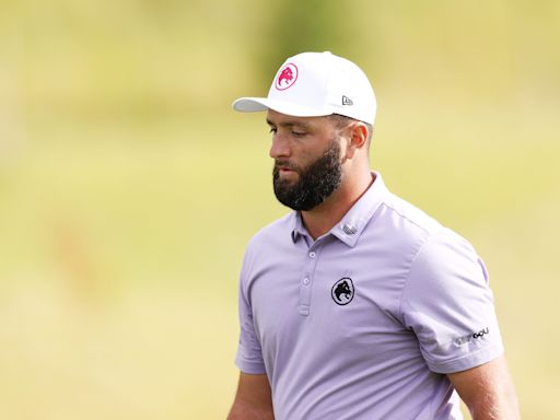 Jon Rahm has lengthy staredown with rowdy fans at LIV Golf UK 2024