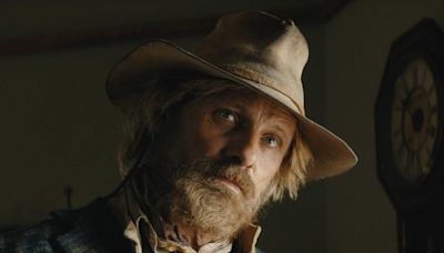 Viggo Mortensen would choose directing over acting