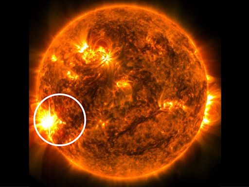 US radio blackouts as historic sunspot fires off "remarkable" X-flare