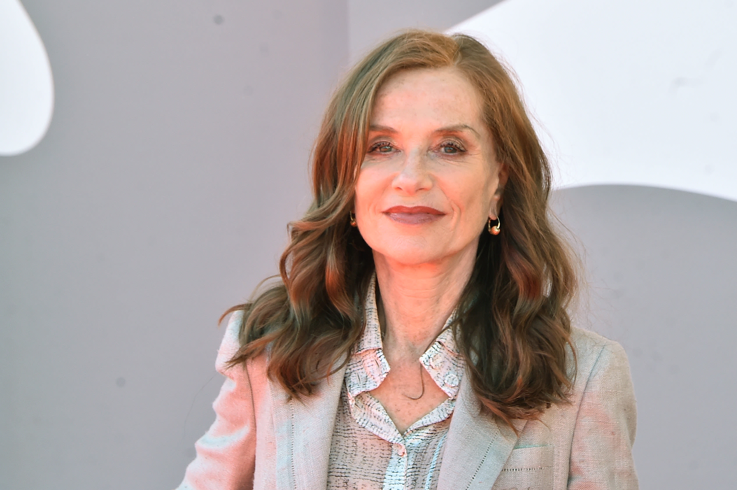 Acting Icon Isabelle Huppert to Receive French Lumière Award