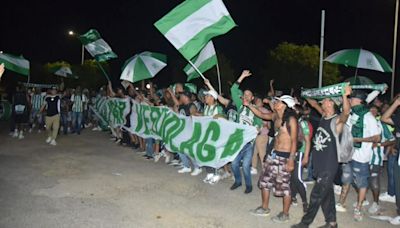 Hinchas de Nacional armaron pelea durante banderazo en Valledupar; encontraron cuchillos