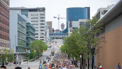 Amway River Bank Run to close several Grand Rapids roads. Here’s when and where.