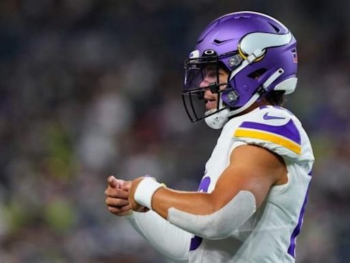 Vikings Predicted to Part Ways With $4 Million QB This Summer