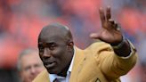 Terrell Davis 'humiliated' after incident with flight attendant