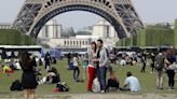 Este es el nuevo precio de la entrada a la Torre Eiffel y no es precisamente barato